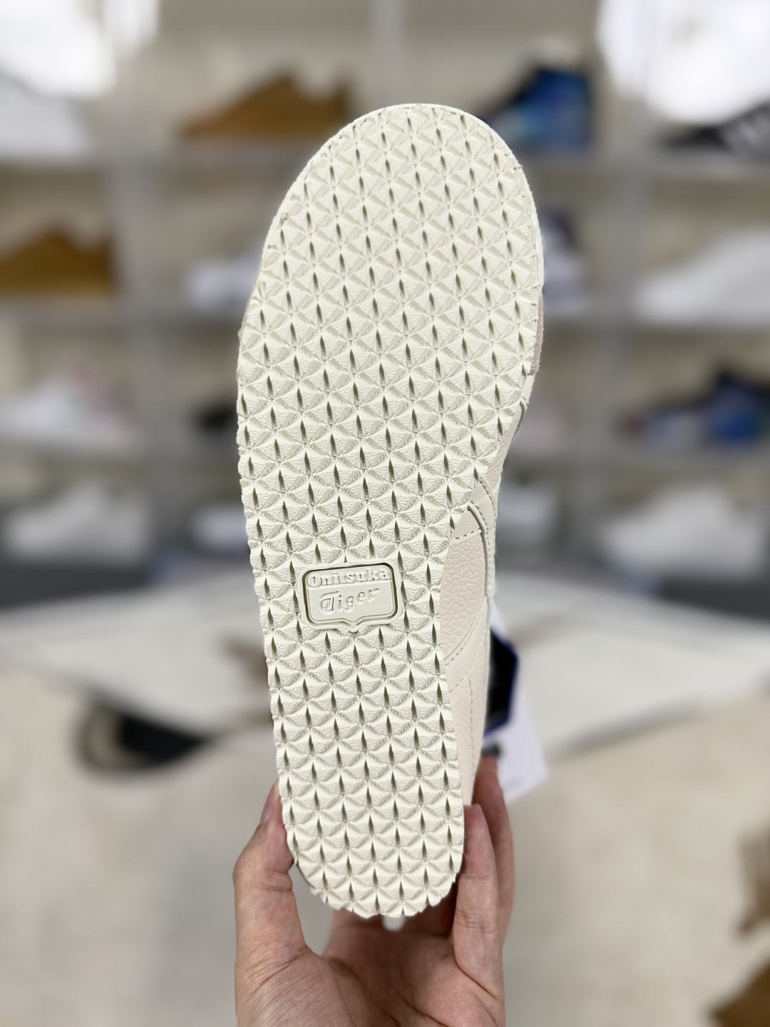 Onitsuka Tiger Mexico 66 Cream/Beige Leather Low-Top Sneakers Unisex Shoes 7 cmp i1748468328357 6582 0 4