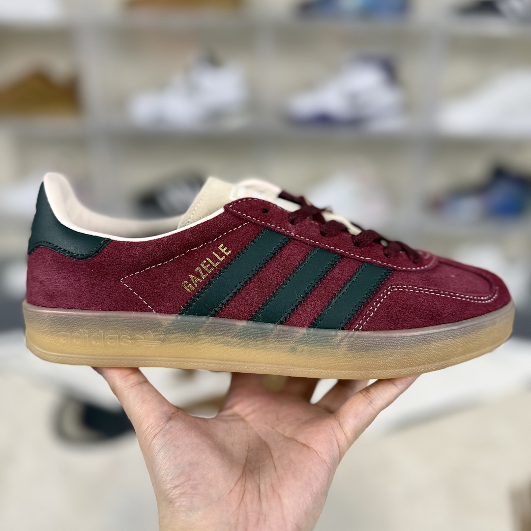 Adidas Originals Gazelle Indoor: Classic Burgundy Suede Low-Top Sneakers 7 cmp i1748468341109 8991 0 5
