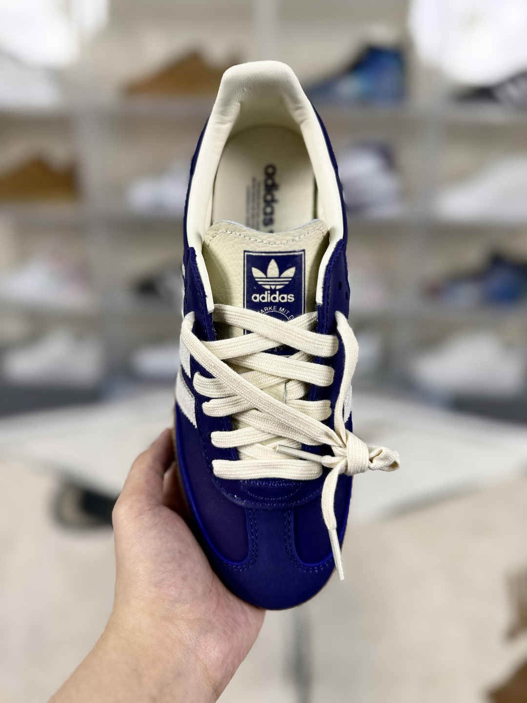 Adidas Originals Samba OG Women's Sneakers - Comfortable, Stylish, and Versatile 5 cmp i1748468363632 2617 0 3