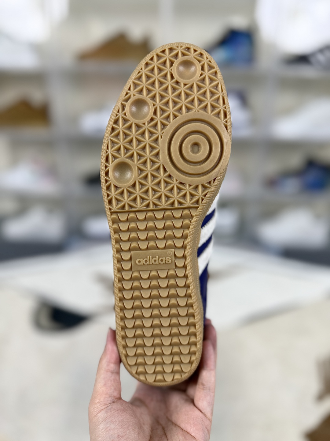 Adidas Originals Samba OG Women's Sneakers - Comfortable, Stylish, and Versatile 7 cmp i1748468376223 2795 0 4