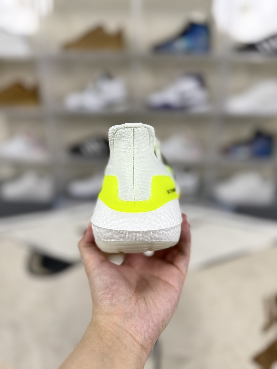 Adidas Ultraboost 21: Comfort, Style & Performance Running Shoes 4 cmp i1748551194770 6959 0 2