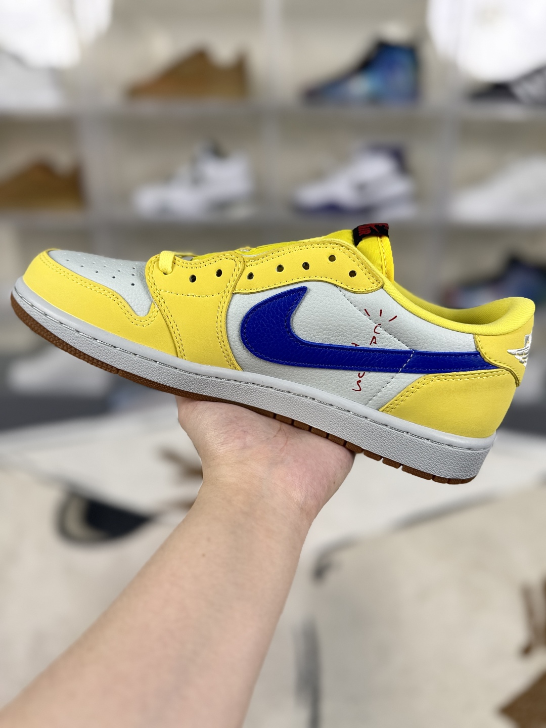 Travis Scott x Jordan Air Jordan 1 Low OG Canary Yellow Sneakers 3 cmp i1748702462602 3605 0 1