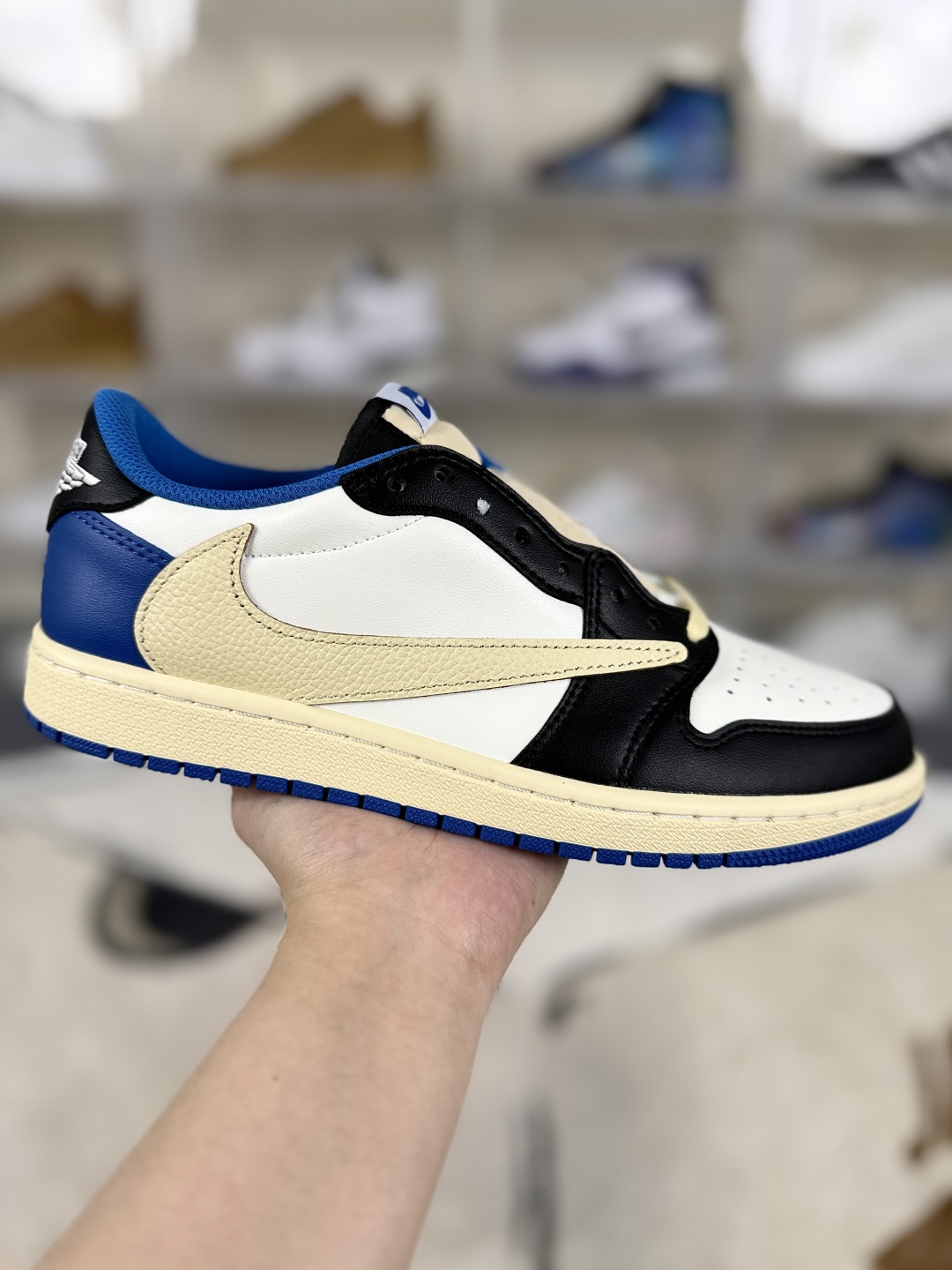 Travis Scott x Fragment Design Air Jordan 1 Low OG SP - White/Black/Blue 1 cmp i1749075597963 7855 0 0