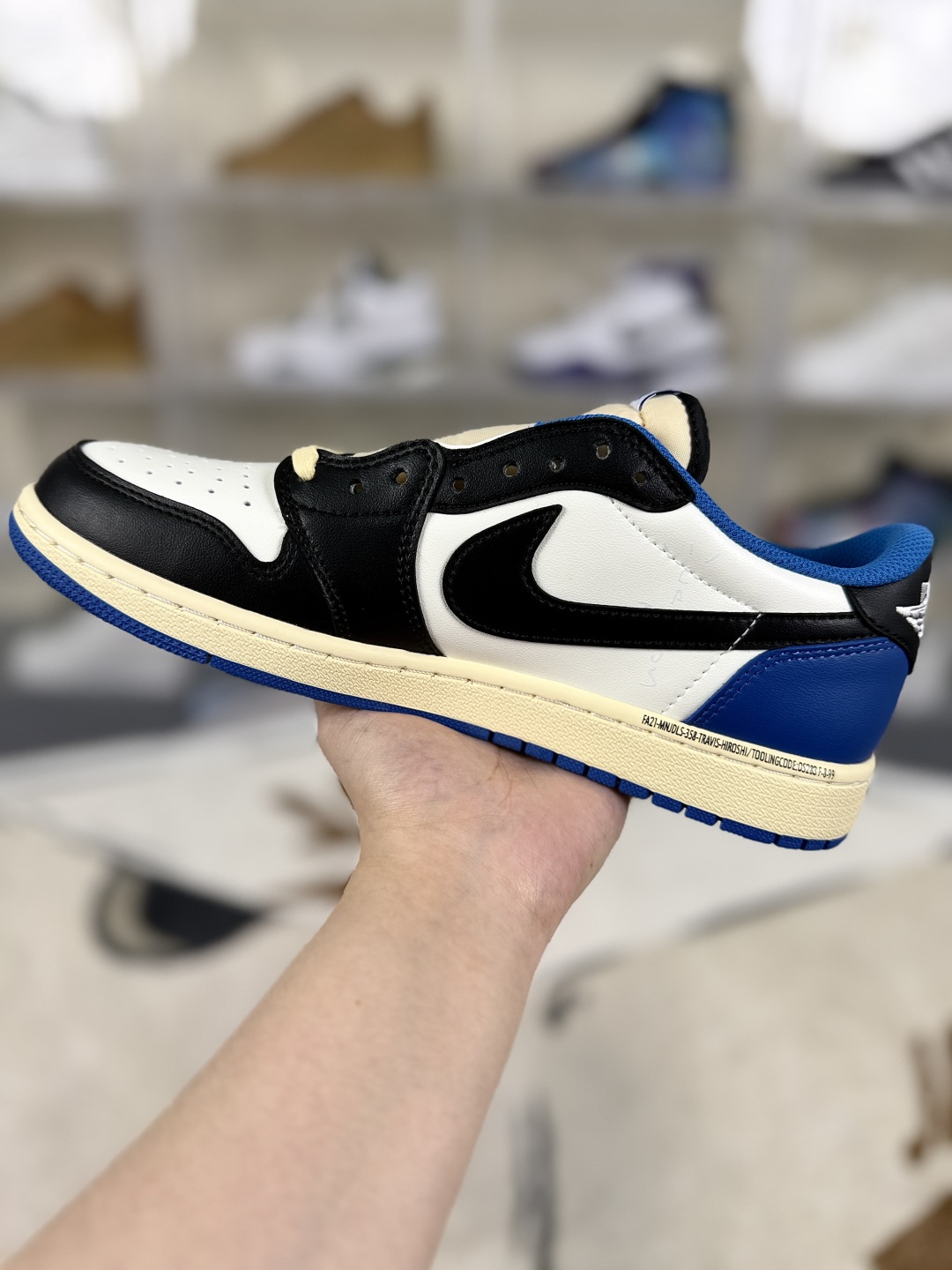 Travis Scott x Fragment Design Air Jordan 1 Low OG SP - White/Black/Blue 2 cmp i1749075605255 8523 0 1