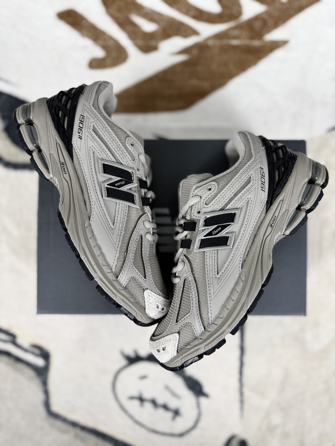 New Balance 1906R Running Shoes - Gray/Brown, Unisex, Comfortable and Durable 6 cmp i1749075639476 2018 0 6