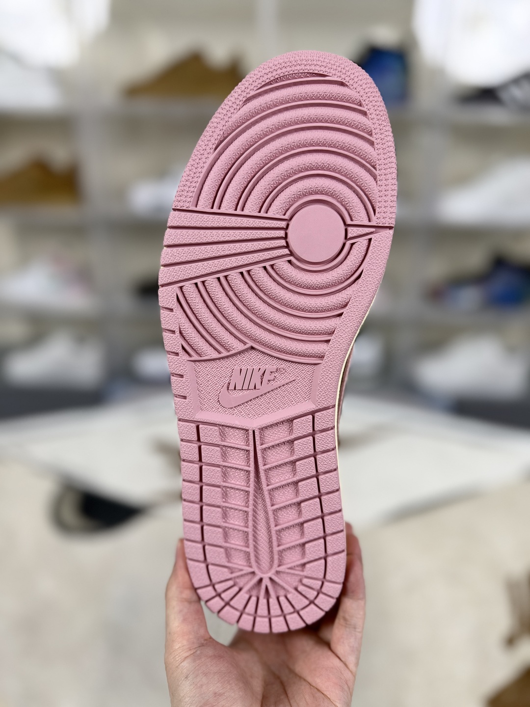 Travis Scott x Jordan Air Jordan 1 Low OG SP Basketball Shoes - Brown/Pink 6 cmp i1749075672093 9936 0 4