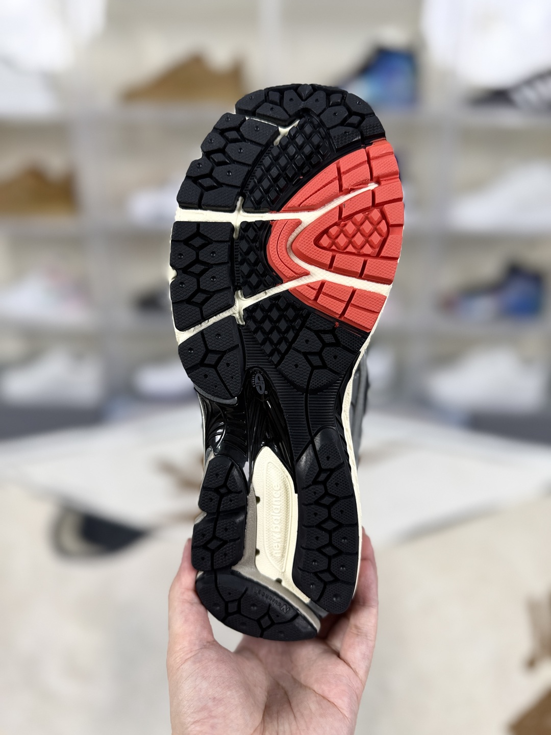 New Balance 1906R: Timeless Style, Modern Tech, Gray/Black/Red Running Shoes 6 cmp i1749334523301 2563 0 4