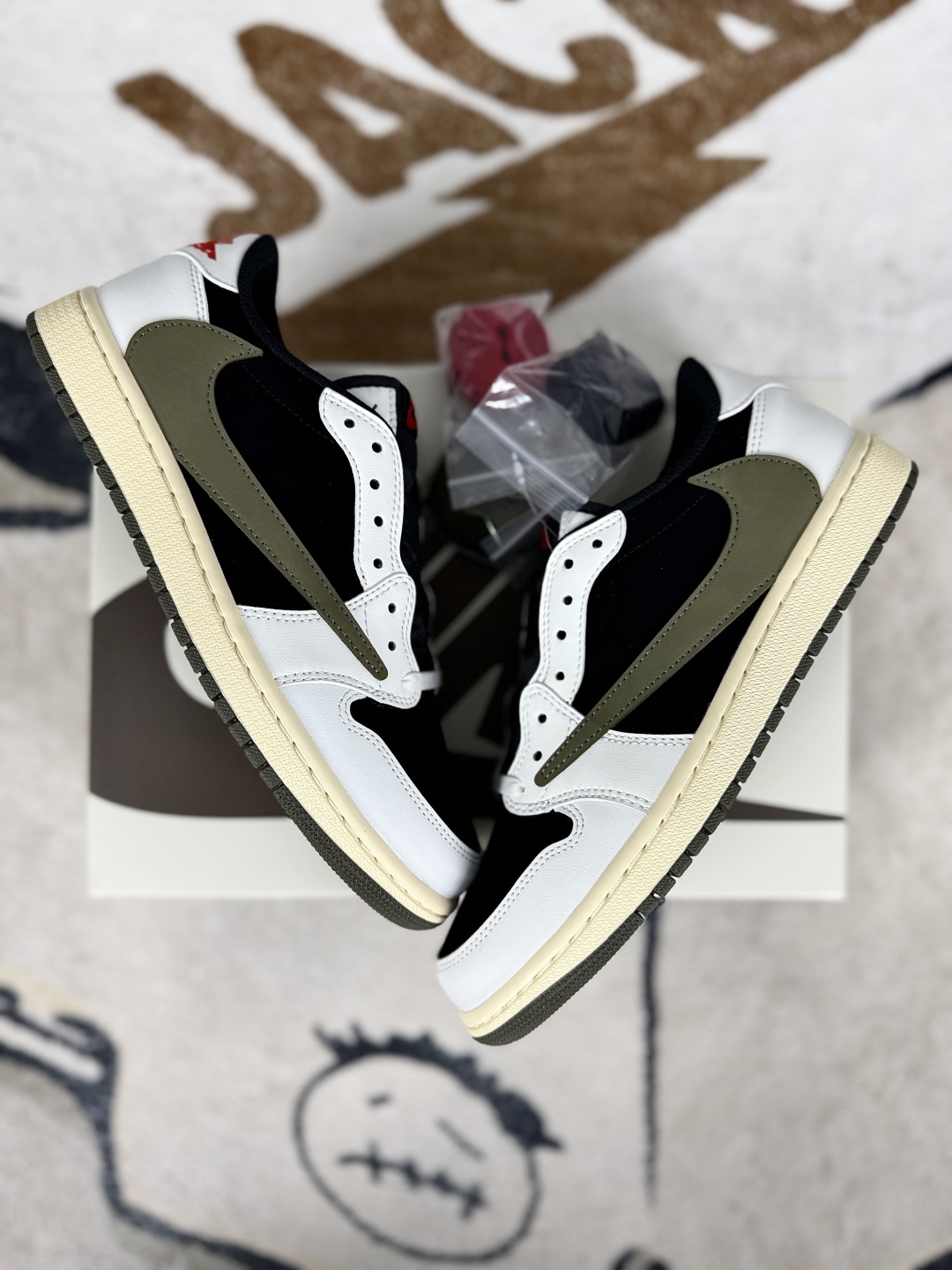 Travis Scott x Air Jordan 1 Low Olive: Iconic Collab, Retro Style, and Comfort 6 cmp i1749334717872 2267 0 6