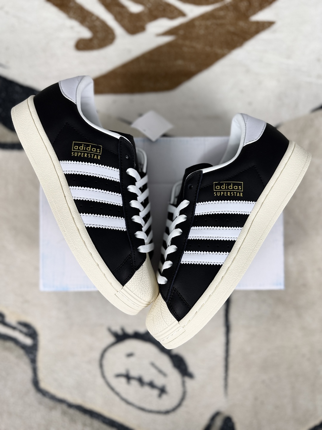 Adidas Originals Superstar Vintage Low-Top Sneakers - Black and White 5 cmp i1749470546551 8997 0 6