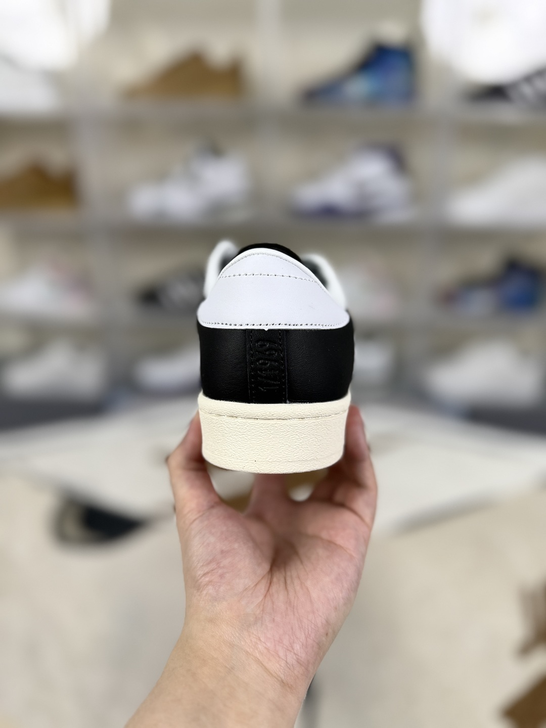 Adidas Originals Superstar Vintage Low-Top Sneakers - Black and White 3 cmp i1749470548095 8133 0 2