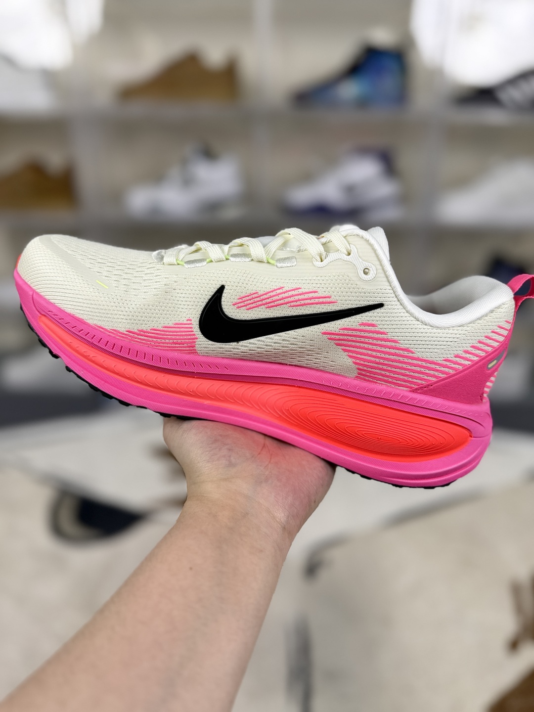 Nike Vomero 18 Women's Running Shoes - Comfortable, Durable, White and Pink 3 cmp i1749756384396 4020 0 1