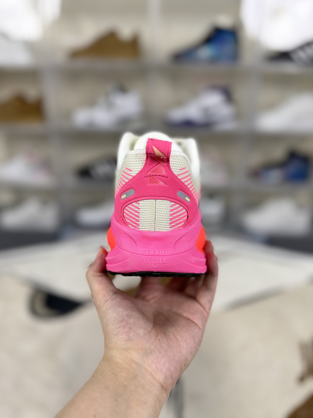 Nike Vomero 18 Women's Running Shoes - Comfortable, Durable, White and Pink 4 cmp i1749756384404 8503 0 2