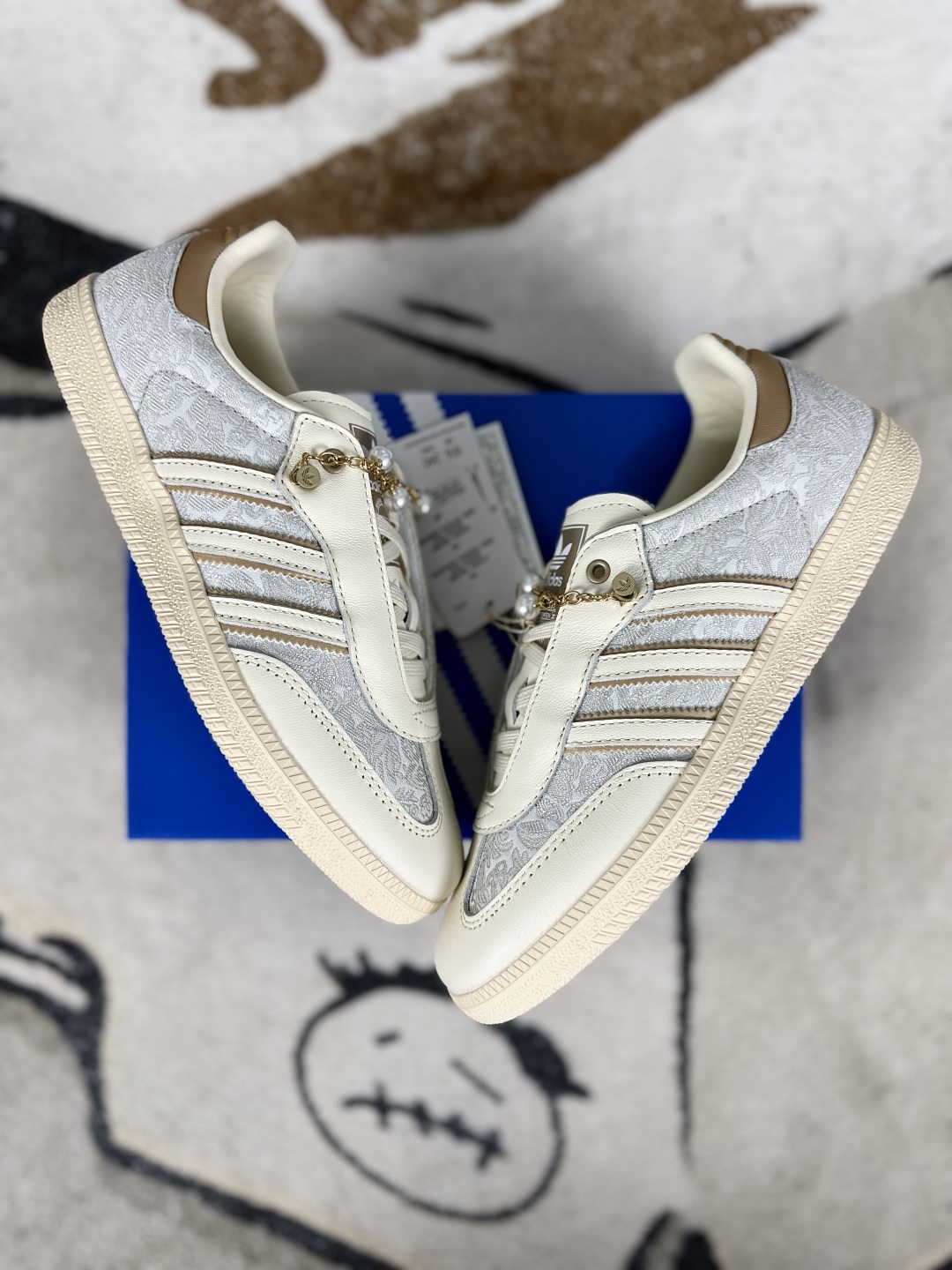 Adidas Originals Samba OG Women's Low-Top Sneakers - Light Grey & Beige 5 cmp i1750019583365 1224 0 6