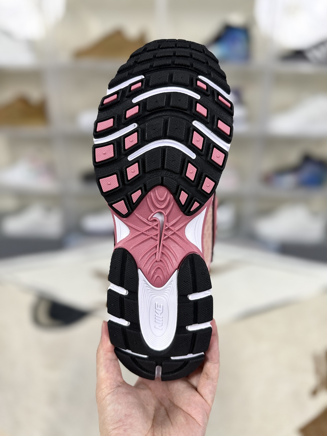 Nike V5 RNR Women's Low-Top Running Shoes - Pink/White, Breathable & Comfortable 7 cmp i1750113065623 4017 0 4