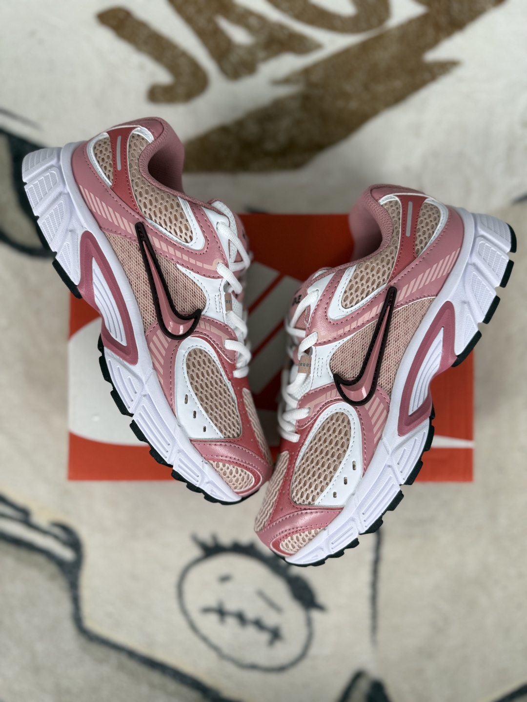 Nike V5 RNR Women's Low-Top Running Shoes - Pink/White, Breathable & Comfortable 6 cmp i1750113072218 7209 0 6