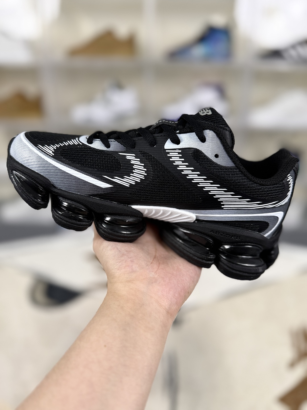 New Balance 2000 Black/White Running Shoes - Comfortable and Stylish 2 cmp i1750195310525 1966 0 1