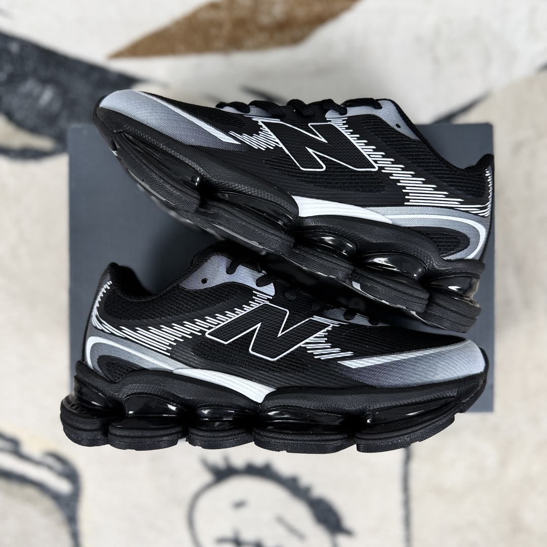 New Balance 2000 Black/White Running Shoes - Comfortable and Stylish 8 cmp i1750195317220 4346 0 7