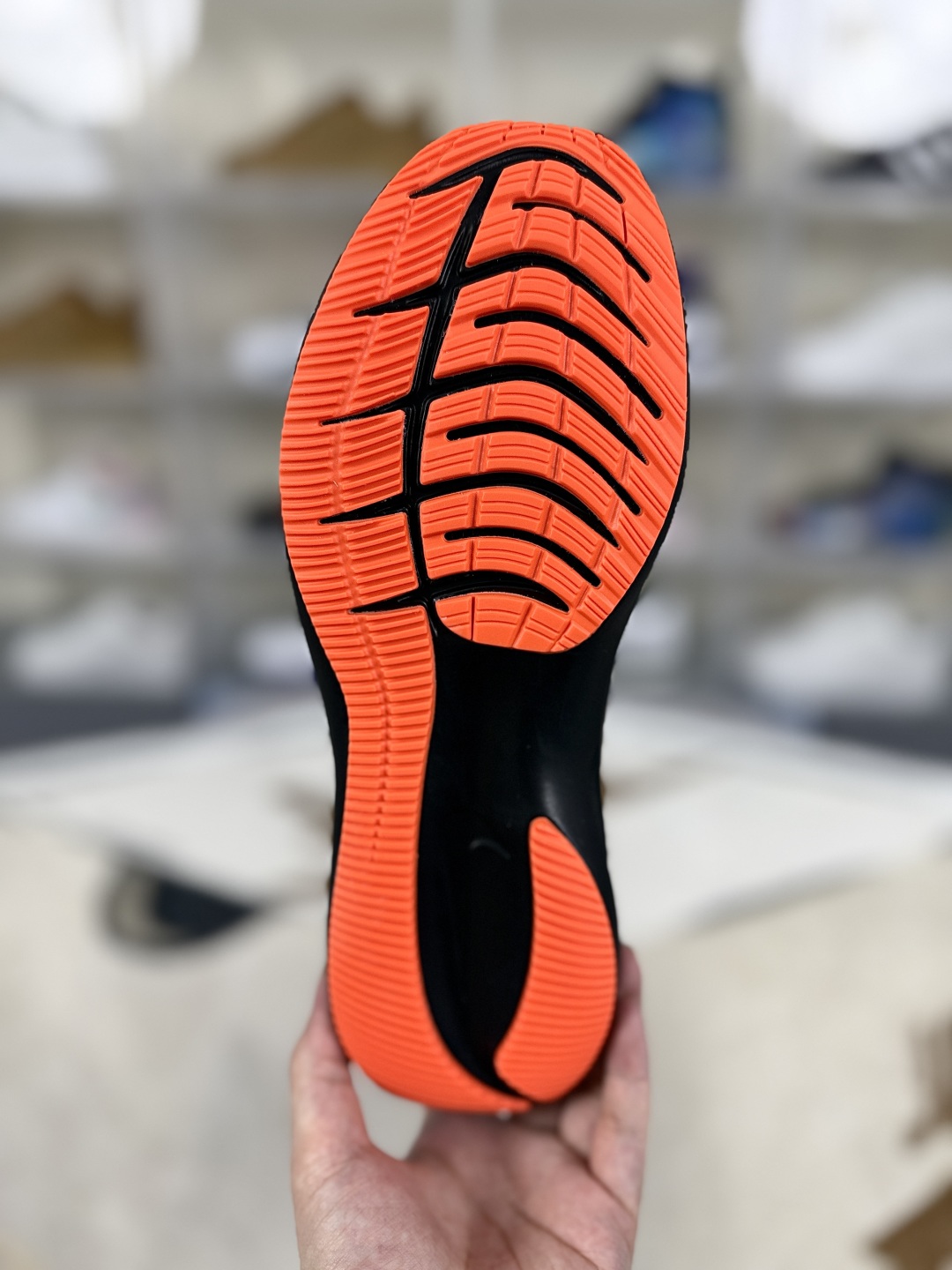 Nike Zoom Winflo 7X Running Shoes: Comfort, Cushioning and Performance 6 cmp i1750275473453 5068 0 4