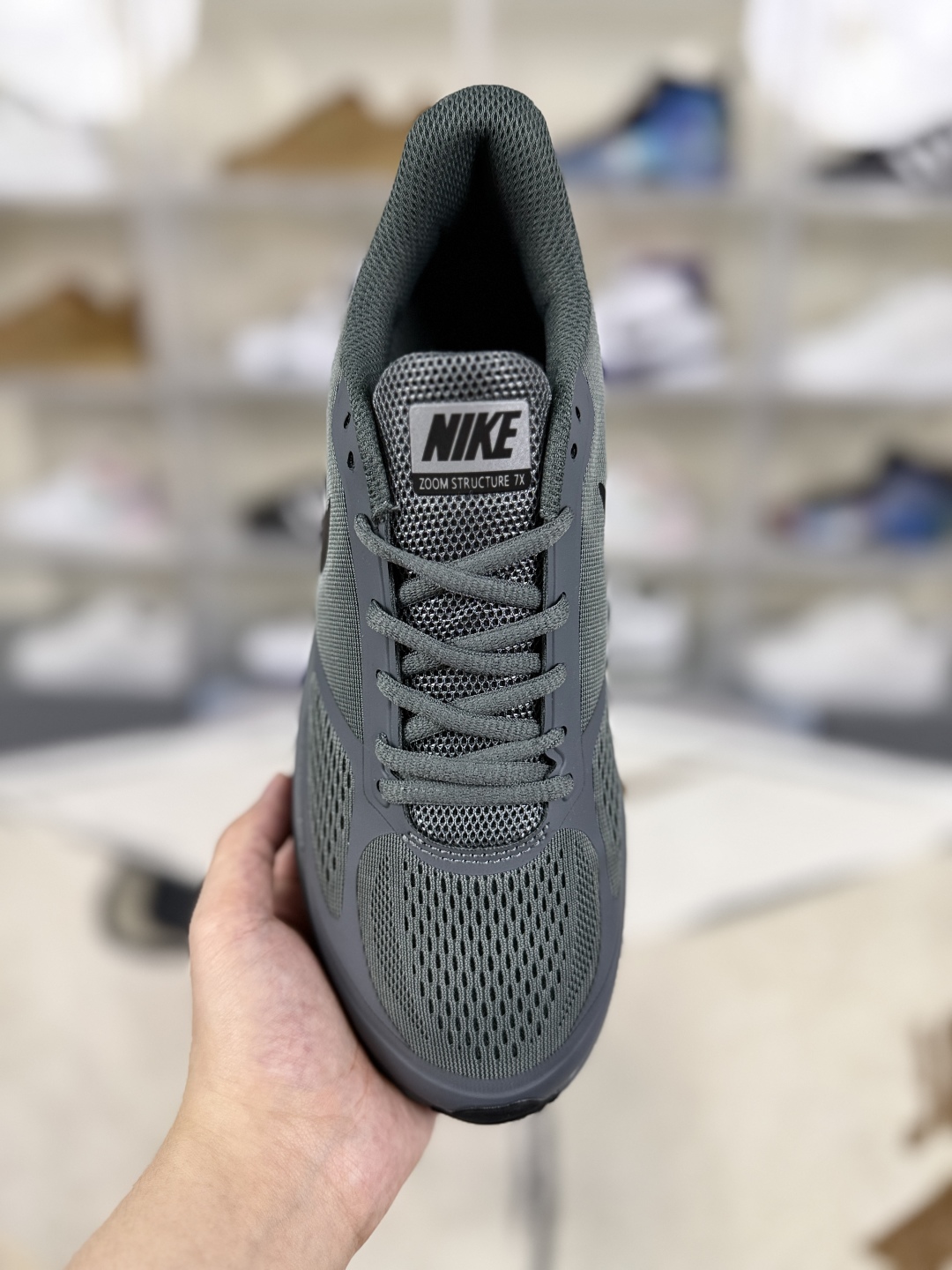 Nike Zoom Winflo 7X Running Shoes - Gray, Comfortable, Low-Top, Casual Sneakers 4 cmp i1750275586006 7230 0 3