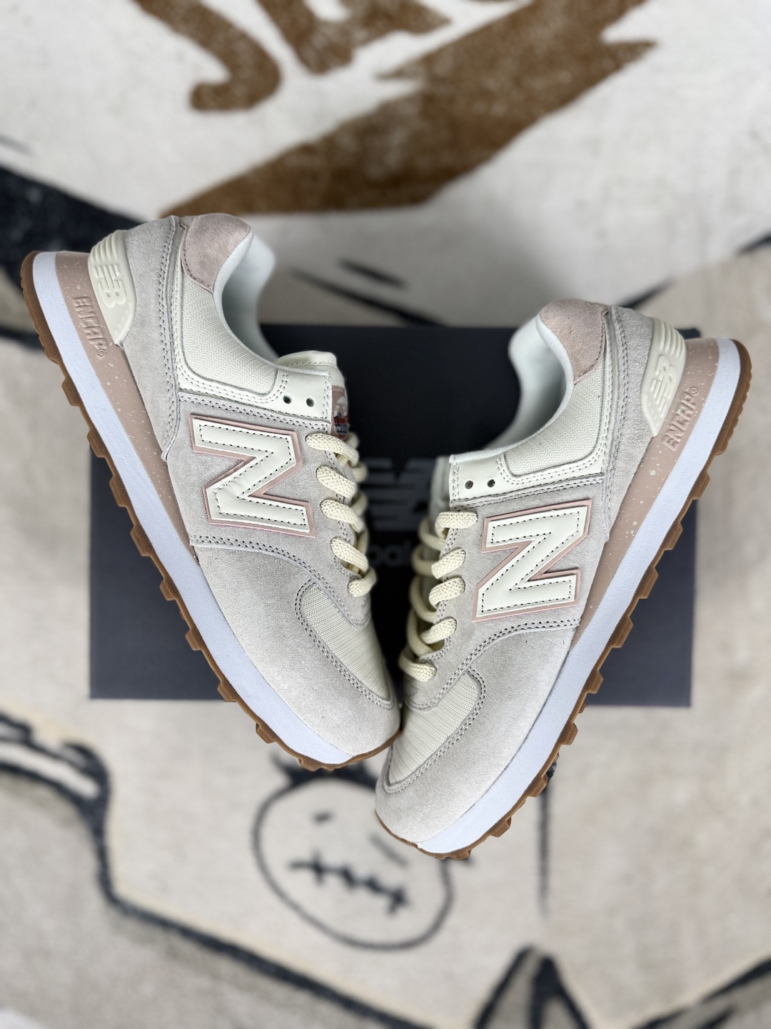 New Balance 574 Retro Sneakers, Cushioned, Non-Slip, Light Pink/White, Unisex 5 cmp i1750360876895 809 0 6