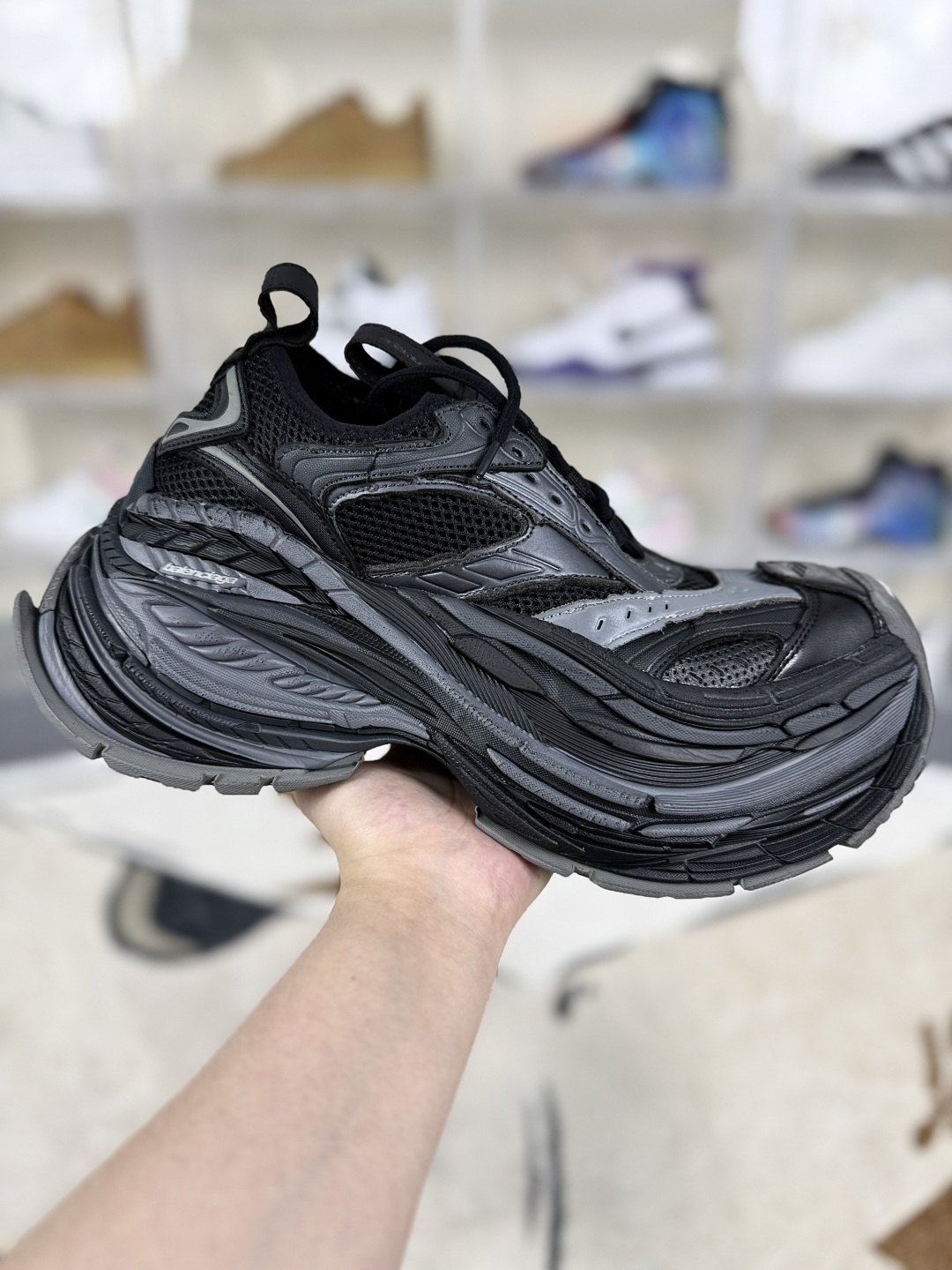 Balenciaga Platform Reduced Sneakers - Round Toe Chunky Sole Dad Shoes 1 cmp i1750360960367 6778 0 0