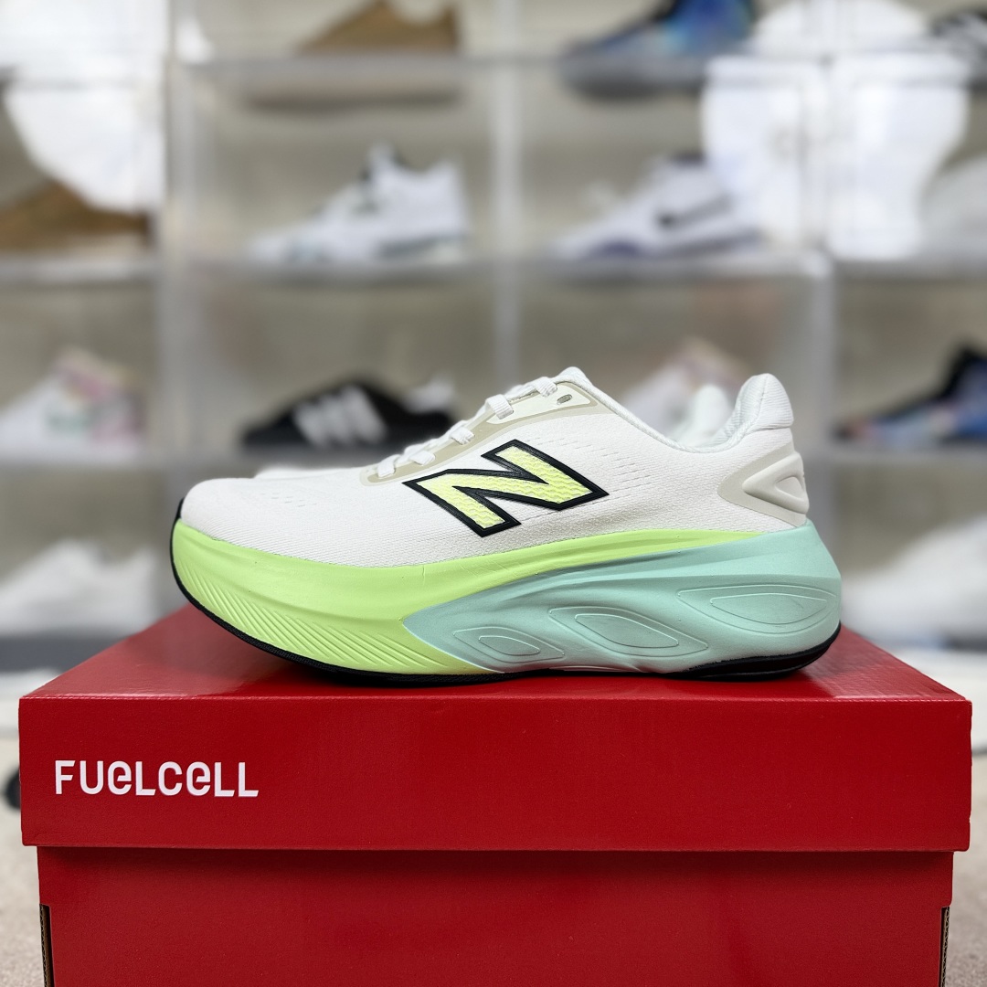 New Balance FuelCell Fresh Foam More Low-Top Running Shoes - White/Green 10 cmp i1750531118803 6579 0 8