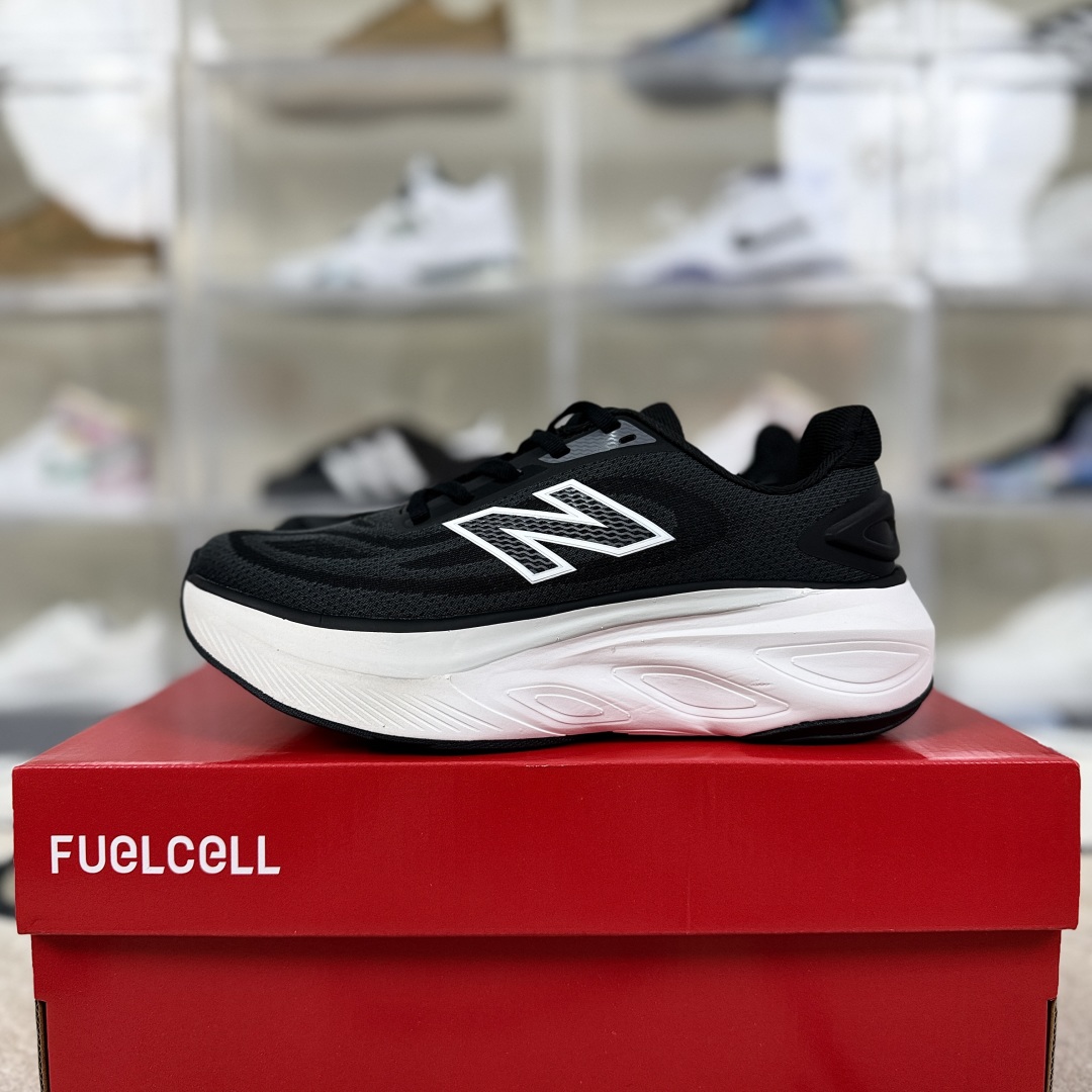 New Balance FuelCell Fresh Foam More Running Shoes - Black/White 10 cmp i1750531324927 2297 0 8