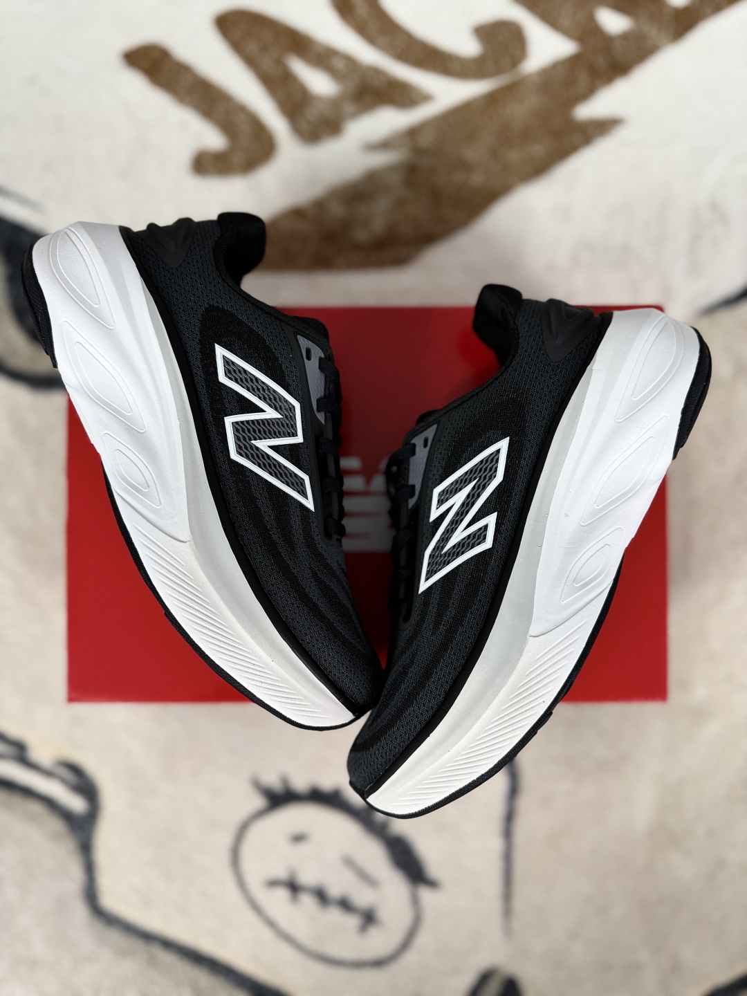 New Balance FuelCell Fresh Foam More Running Shoes - Black/White 6 cmp i1750531324947 8485 0 6