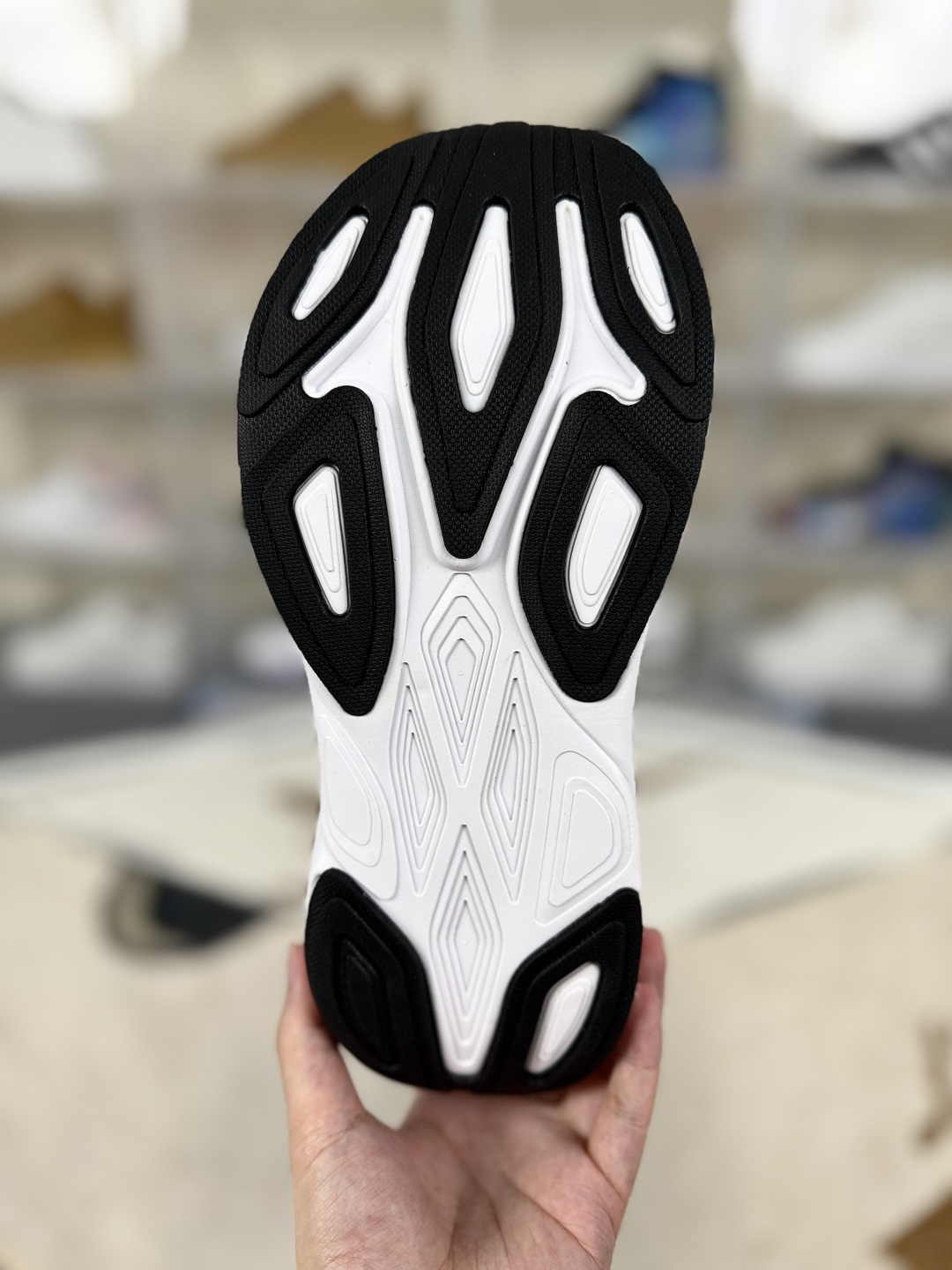 New Balance FuelCell Fresh Foam More White Blue Running Shoes - Unisex 6 cmp i1750531360015 4949 0 4