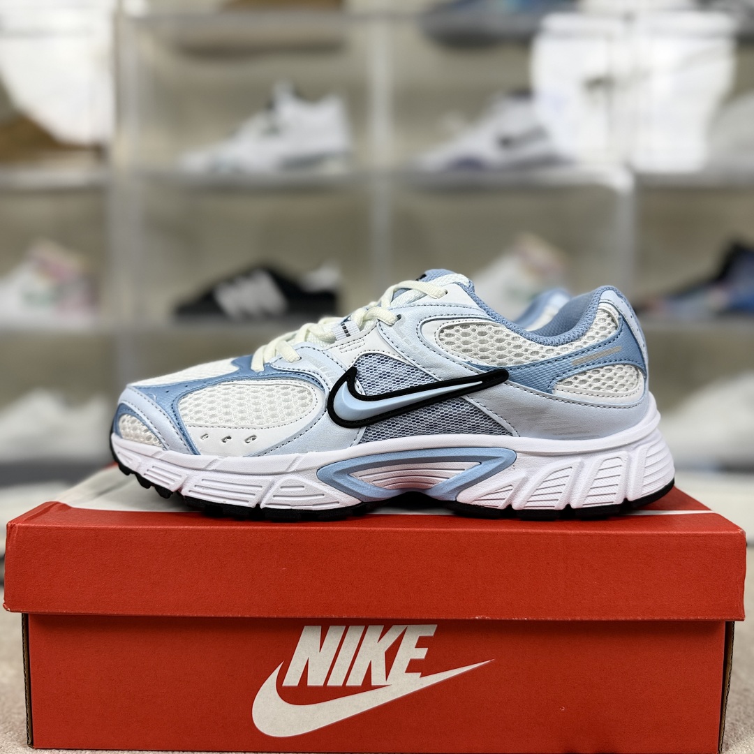 Nike V5 RNR Running Shoes - Lightweight, Breathable, and Stylish Sneakers 10 cmp i1750704181317 3062 0 8