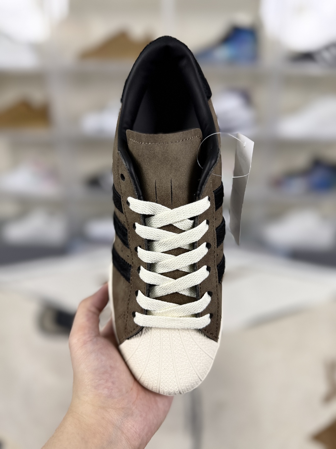 Adidas Originals Superstar Vintage Low Top Sneakers - Brown/Black - Unisex 5 cmp i1750704330402 4540 0 3