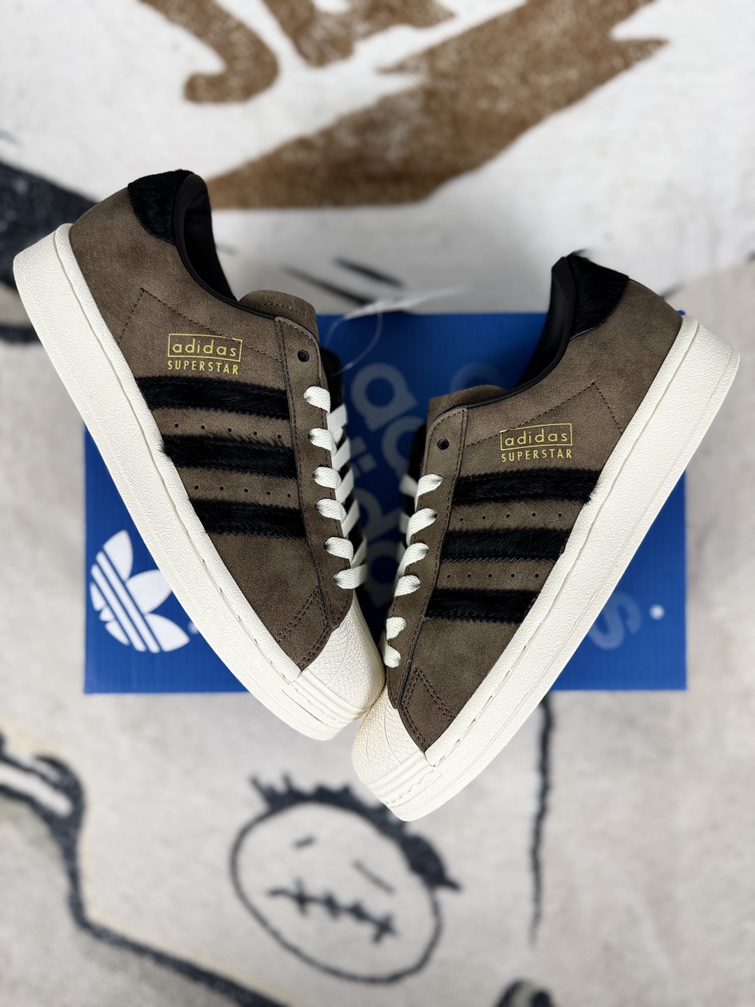 Adidas Originals Superstar Vintage Low Top Sneakers - Brown/Black - Unisex 6 cmp i1750704330409 7800 0 6