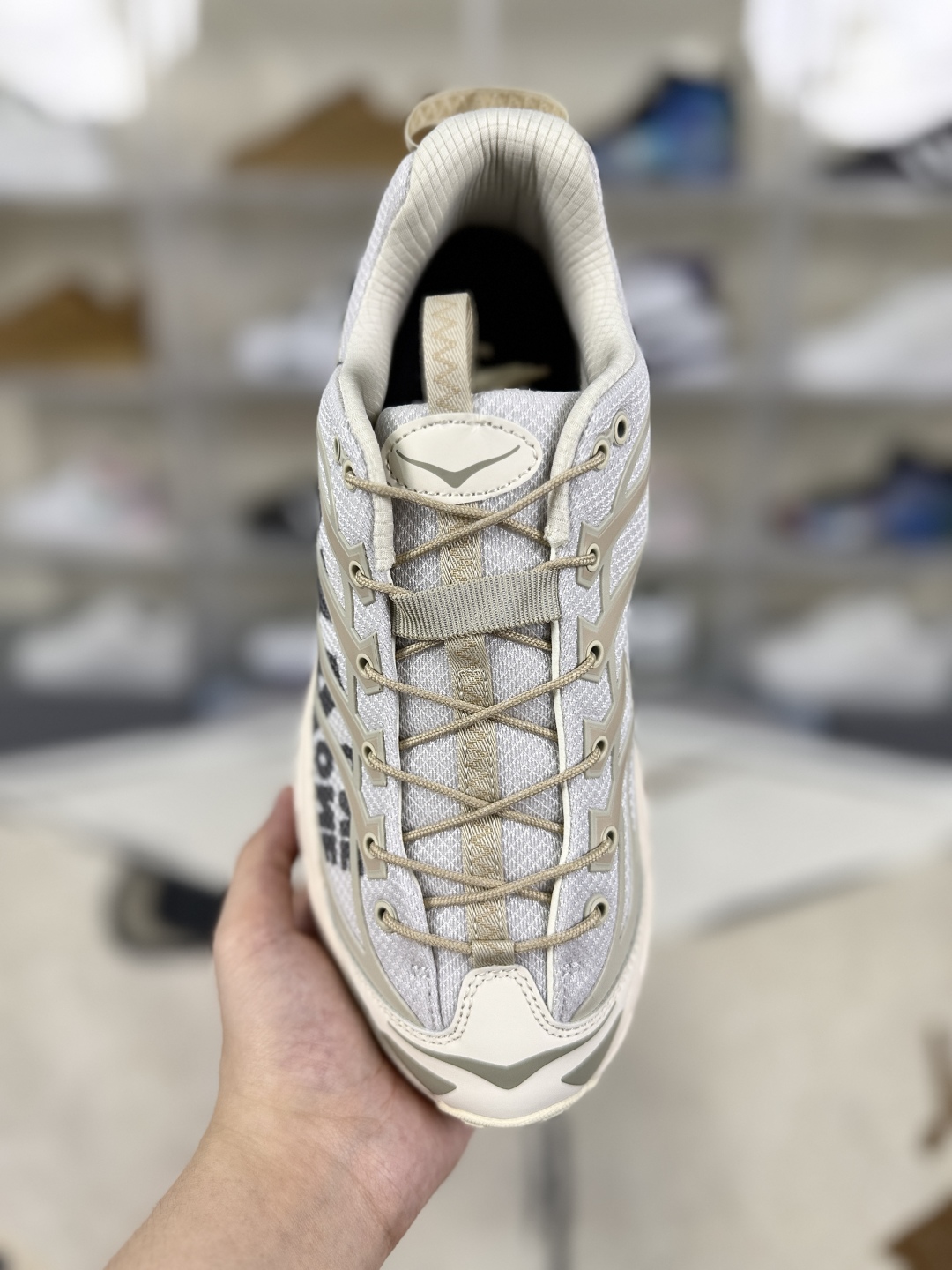 Hoka One One Mafate Three 2 Running Shoes - Light, Durable, and Comfortable 4 cmp i1750793762960 7981 0 3