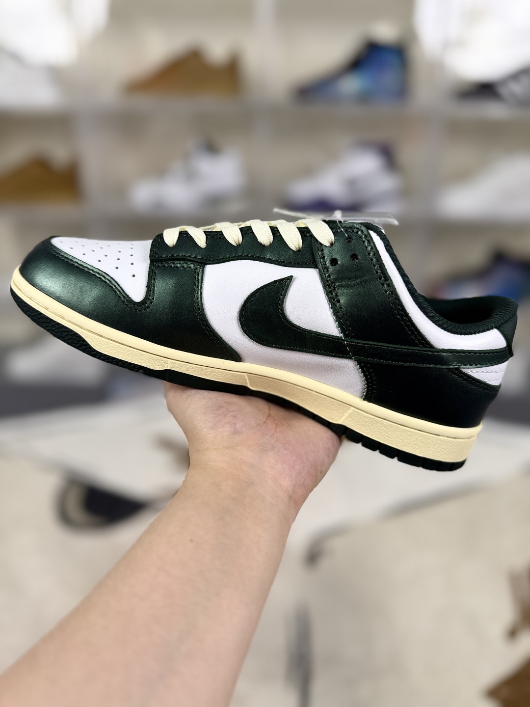 Nike Dunk Low "Vintage Green" Leather Retro Sneakers - Limited Edition 3 cmp i1750962703697 2023 0 1