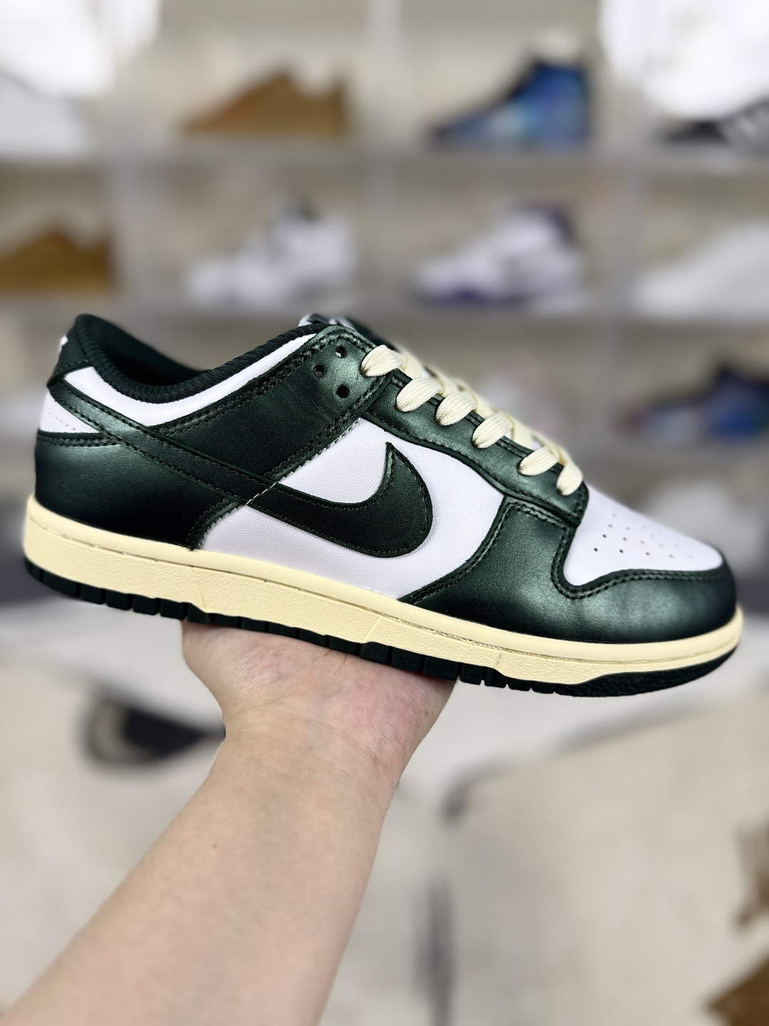 Nike Dunk Low "Vintage Green" Leather Retro Sneakers - Limited Edition 2 cmp i1750962703705 6611 0 0