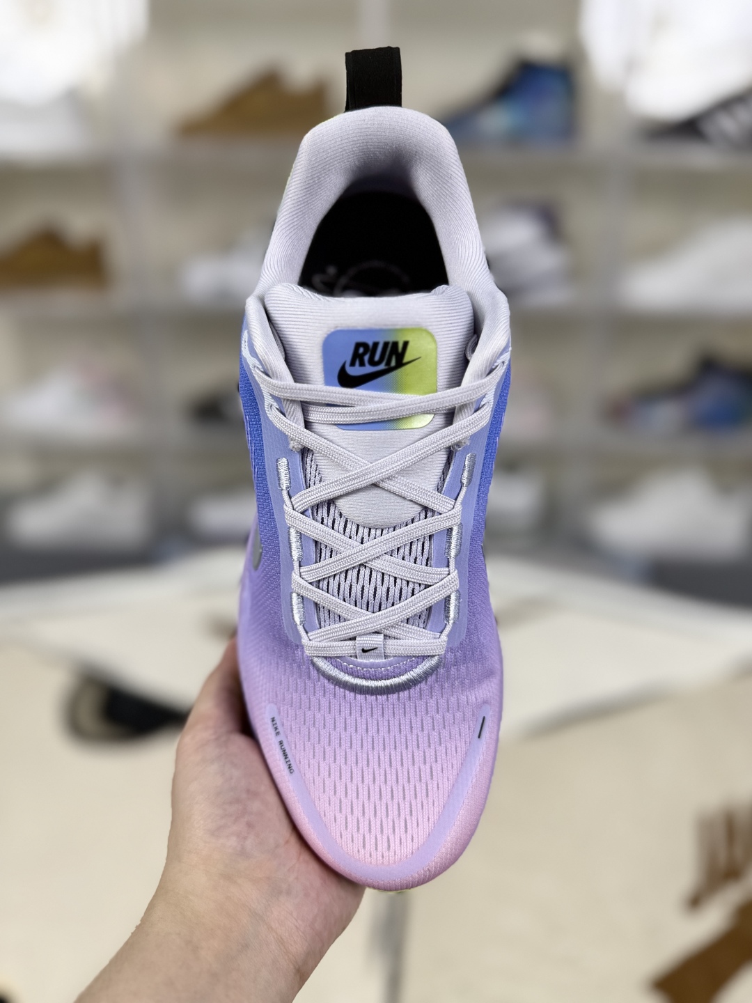 Nike Vomero 18 Running Shoes, Comfortable, Anti-Slip, and Wear-Resistant 5 cmp i1751143097873 7546 0 3