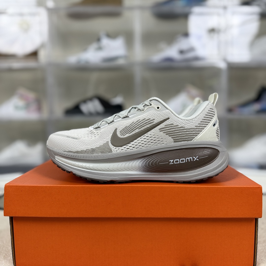Nike Vomero 18 Women's Running Shoes - Comfortable, Durable, and Stylish 9 cmp i1751219500459 9038 0 8