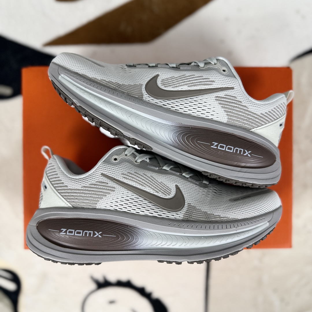 Nike Vomero 18 Women's Running Shoes - Comfortable, Durable, and Stylish 8 cmp i1751219500459 9224 0 7
