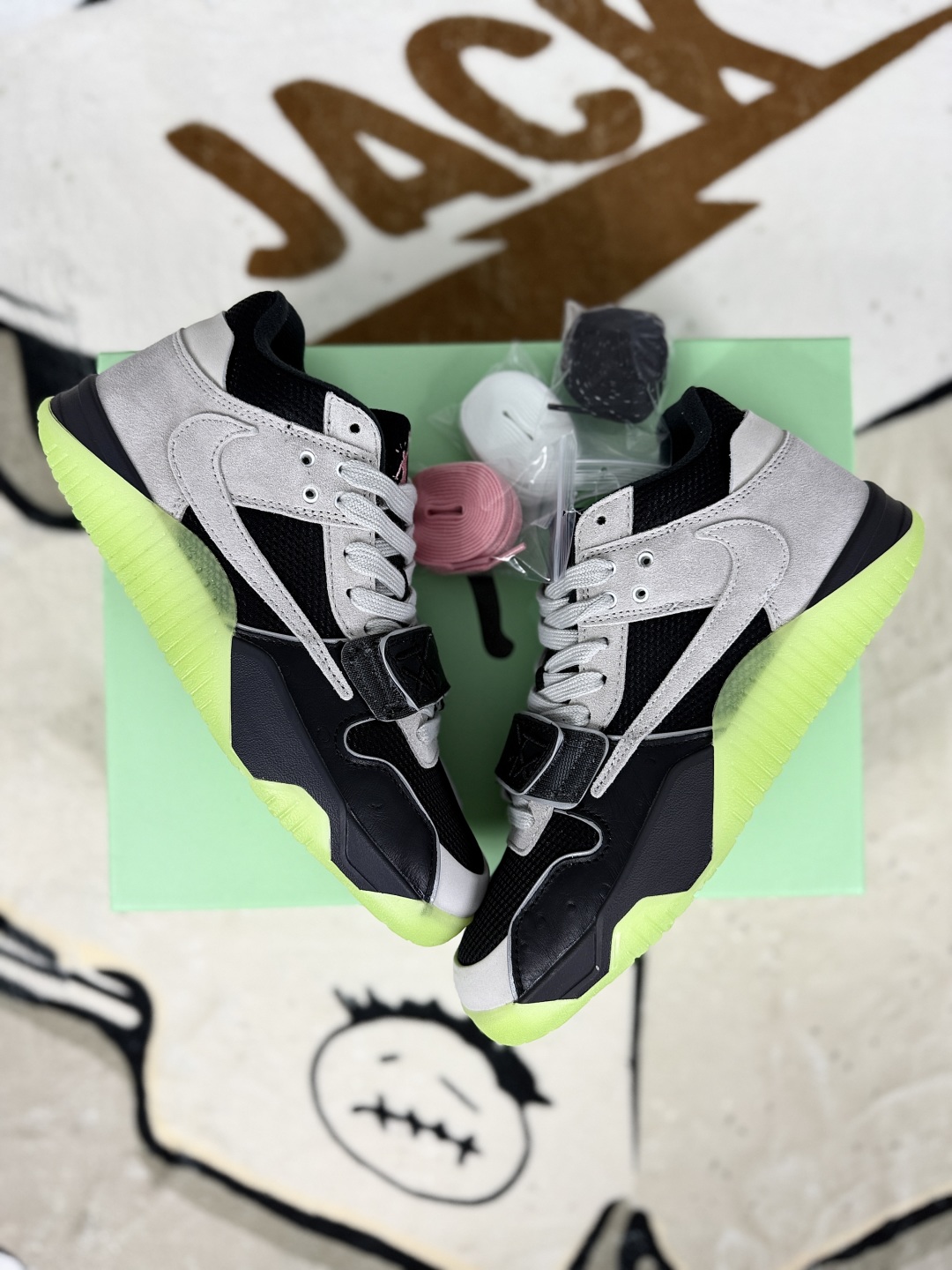 Travis Scott x Jordan Cut The Check Black/Grey/Green Basketball Shoes 6 cmp i1751219688572 6128 0 6