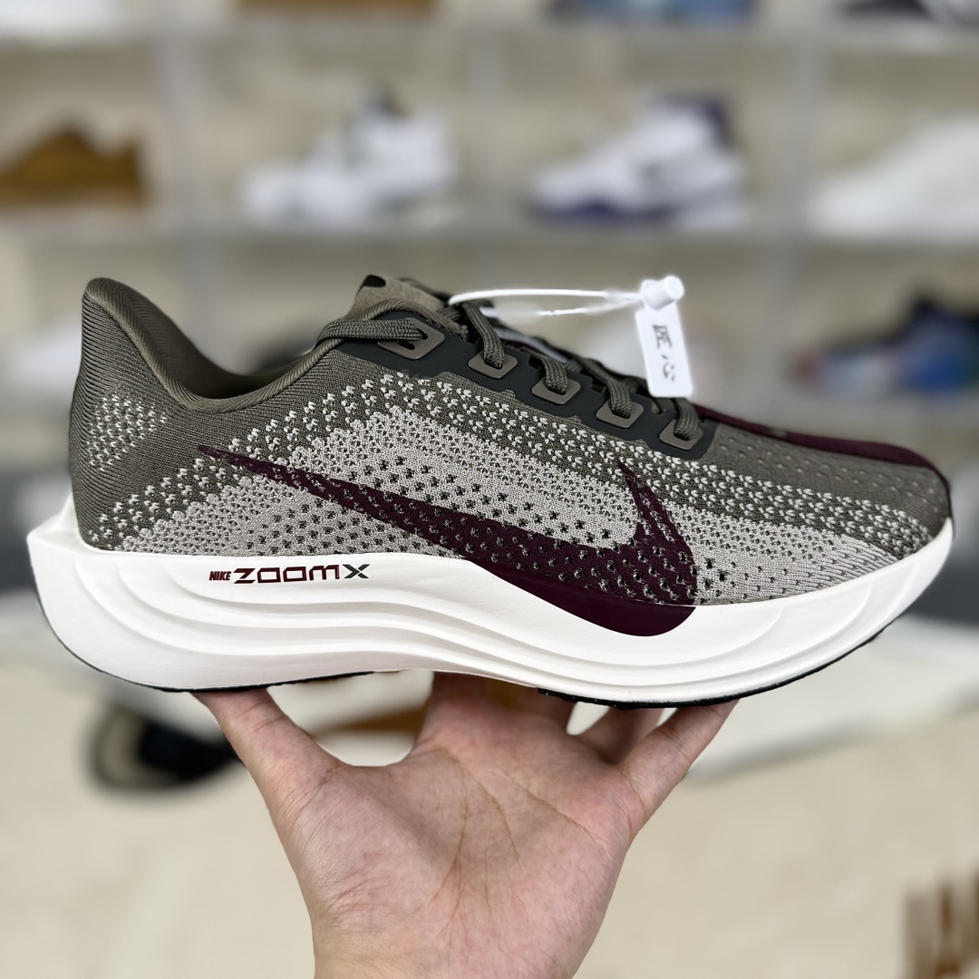 Nike Pegasus Plus Running Shoes - Comfort, Durability, and Style for All Genders 8 cmp i1751306491334 3542 0 5
