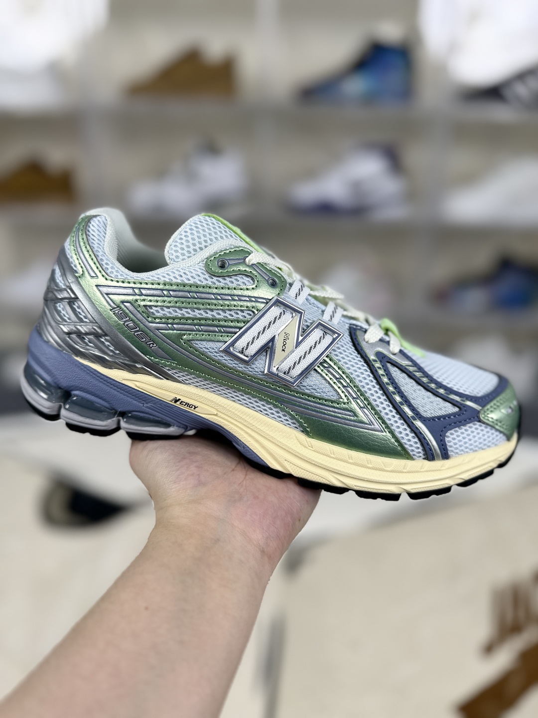 New Balance 1906R: Retro Style Meets Modern Comfort in Blue Green 1 cmp i1751393275472 6990 0 0