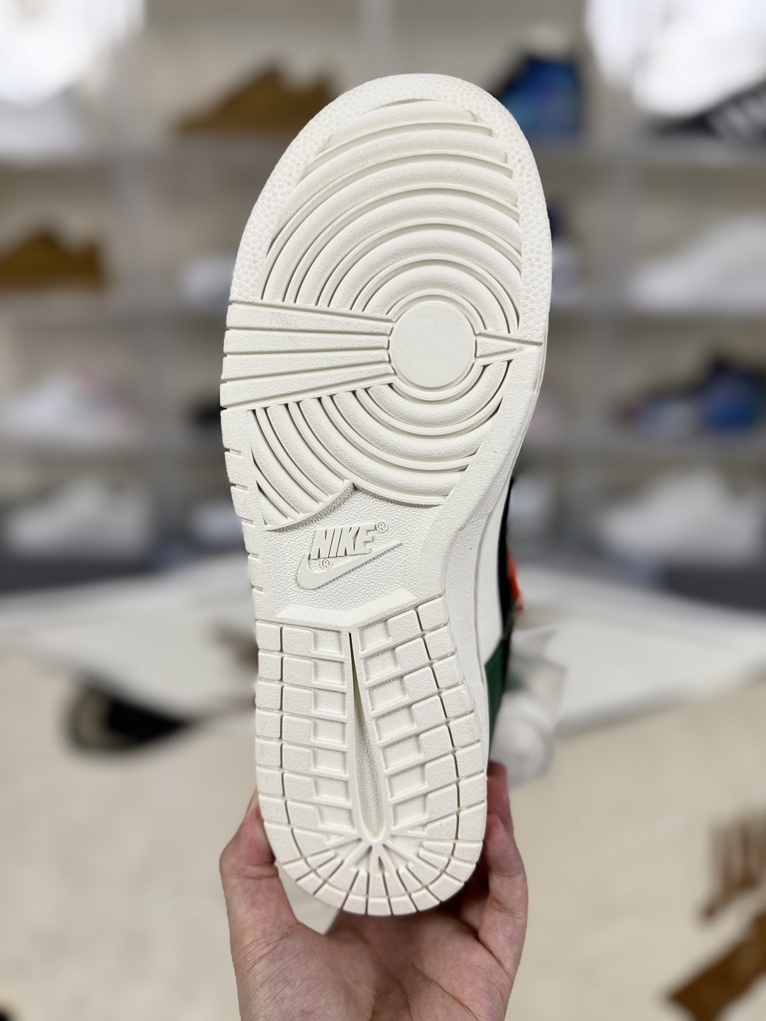 Nike Dunk Low CNY Dragon Phoenix - New Chinese Style Graffiti Sneakers 7 cmp i1751481088709 2343 0 4