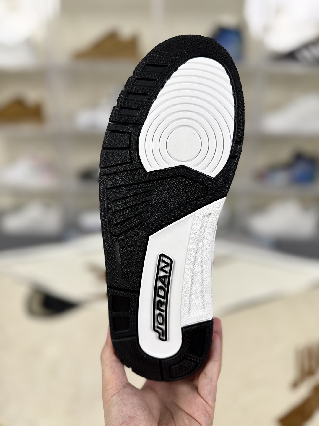 Jordan Legacy 312 Low Retro Basketball Shoes - White/Black Panda - Unisex 7 cmp i1751578449880 3878 0 4
