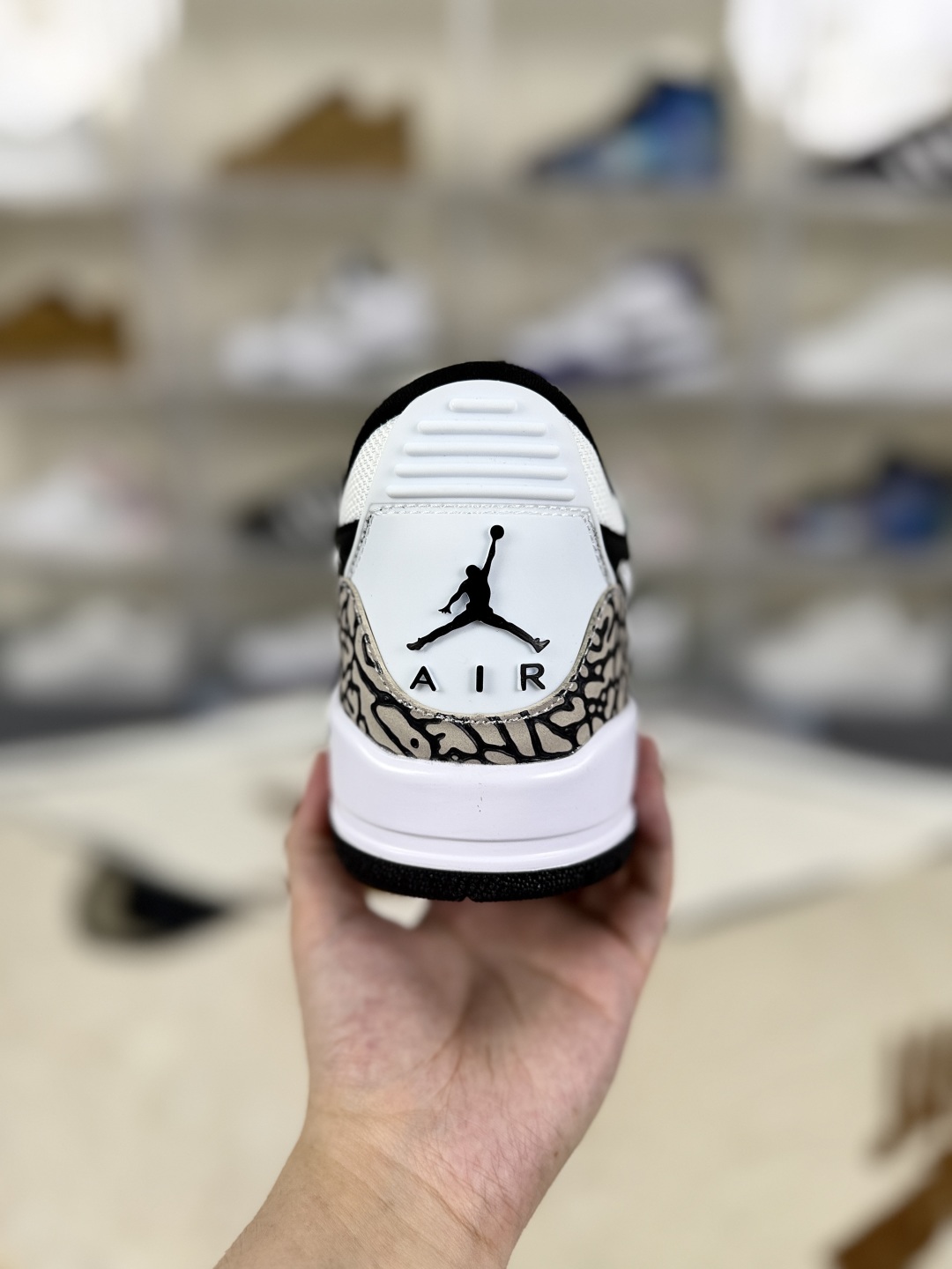Jordan Legacy 312 Low Retro Basketball Shoes - White/Black Panda - Unisex 4 cmp i1751578454764 7968 0 2