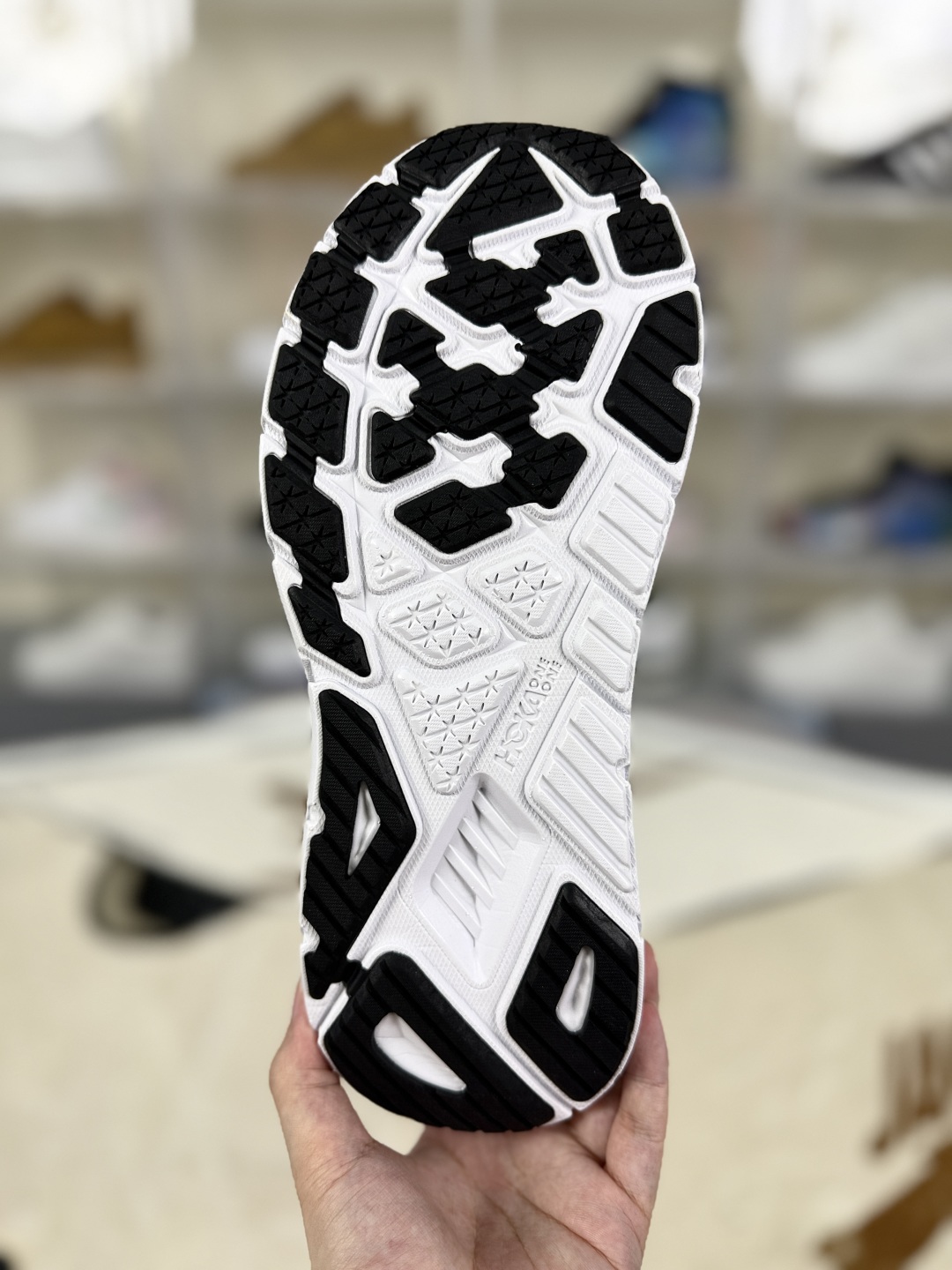 Hoka One One Arahi 7 Running Shoes - White/Blue/Gold - Cushioned & Supportive 7 cmp i1752078870553 2157 0 4