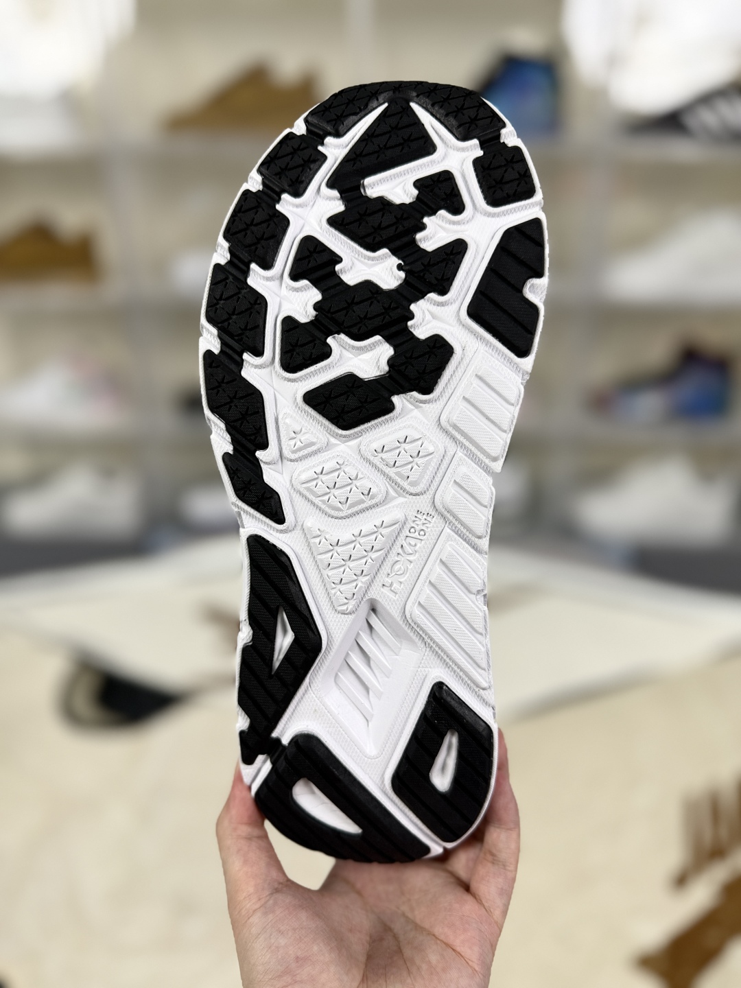 Hoka One One Arahi 7 Running Shoes - White Black, Comfortable and Durable 7 cmp i1752602109501 3923 0 4