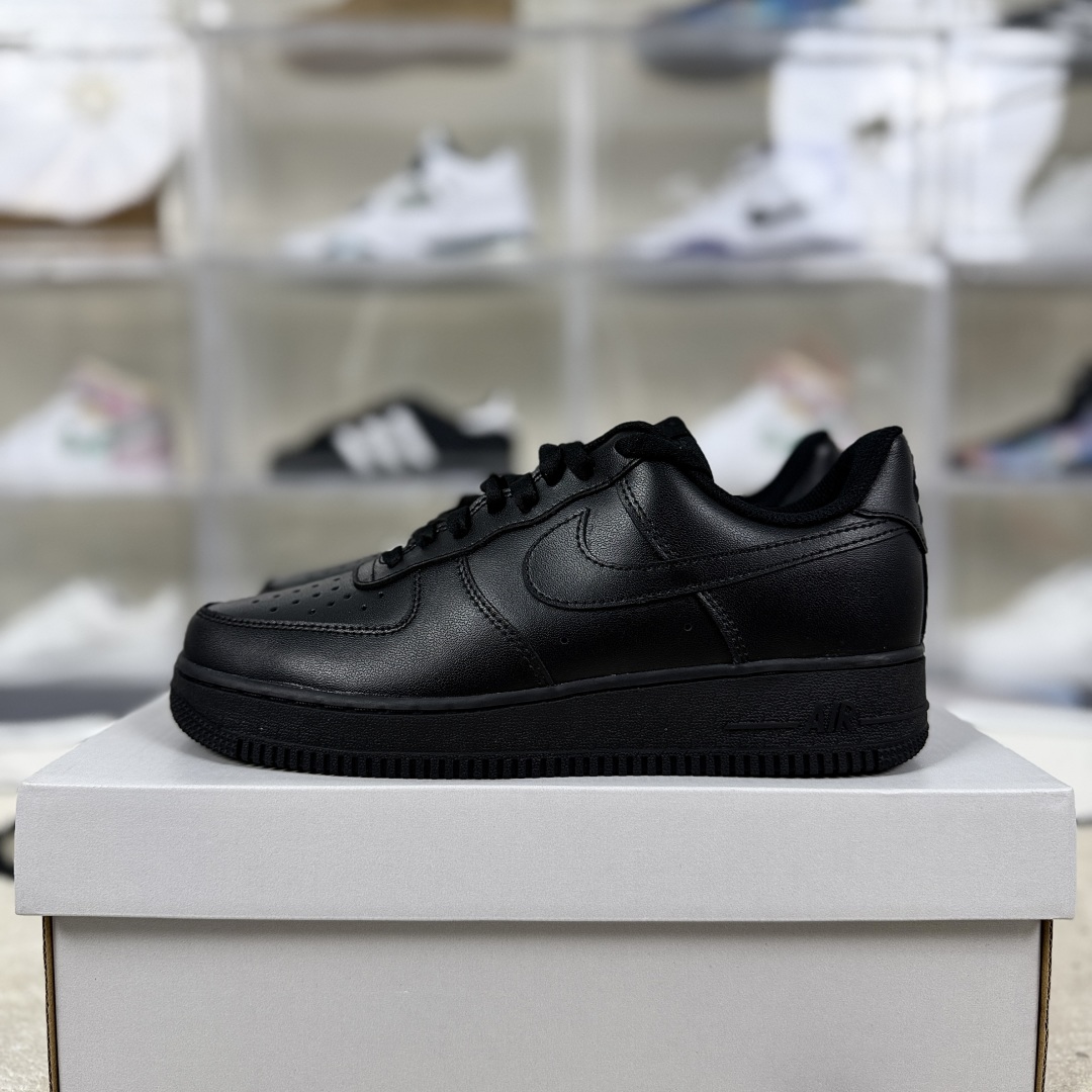 Nike Air Force 1 Low '07: Iconic All-Black Retro Basketball Shoes for All (Unisex) 9 cmp i1752688291311 6751 0 8