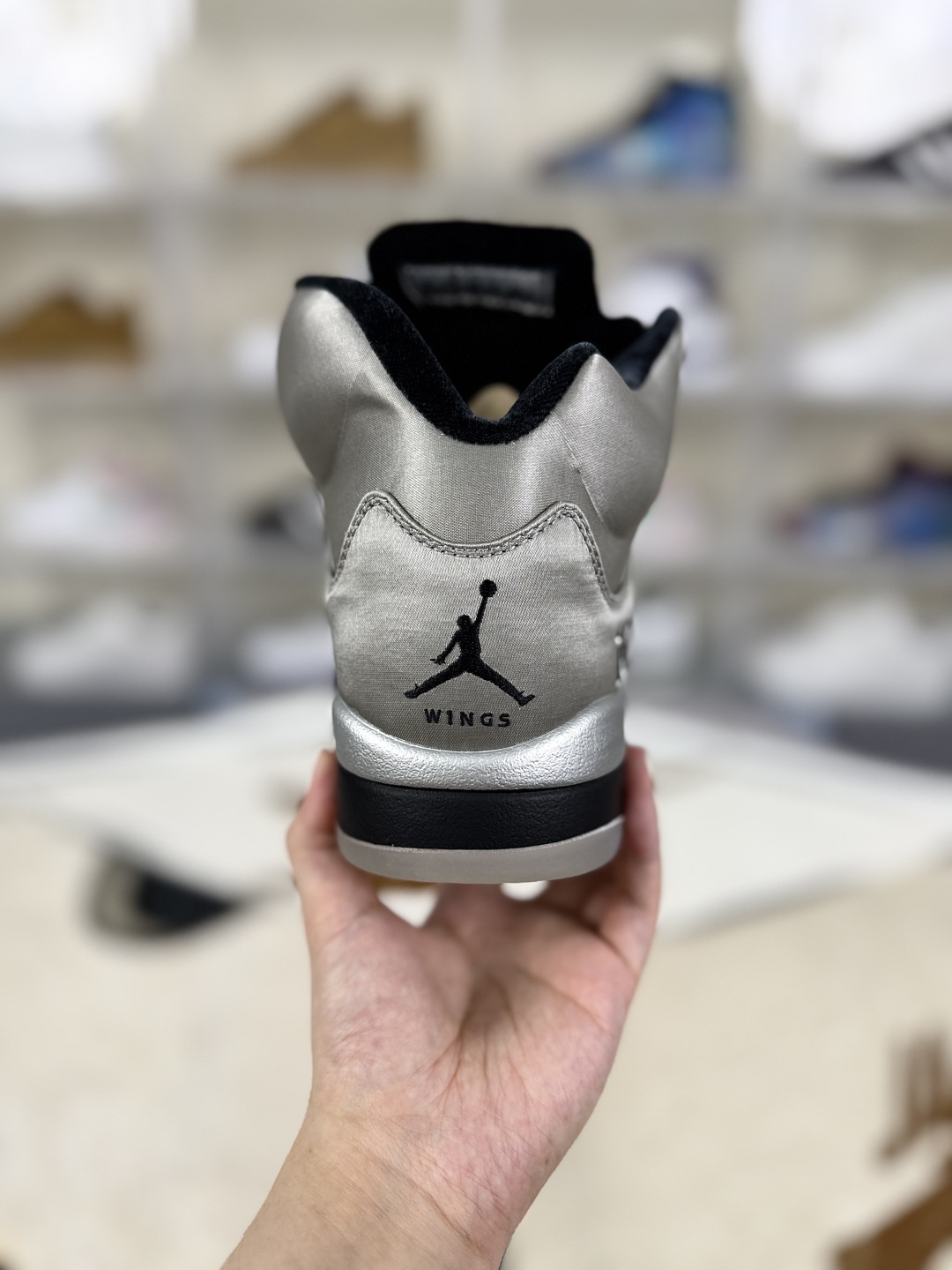 Air Jordan 5 Retro Wings Medium Grey Black High-Top Basketball Shoes 3 cmp i1752859805212 2978 0 2