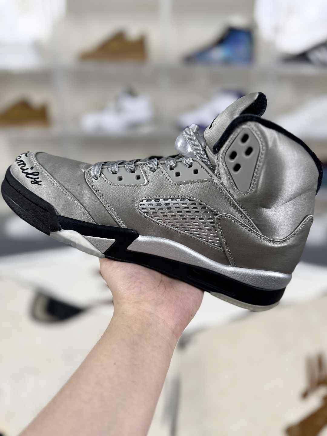 Air Jordan 5 Retro Wings Medium Grey Black High-Top Basketball Shoes 2 cmp i1752859805221 6742 0 1
