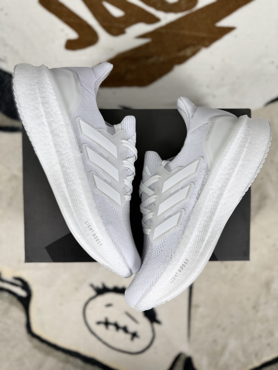 Adidas Ultraboost 5.0 White Running Shoes - Comfortable, Durable, and Stylish 6 cmp i1752960874270 1924 0 6